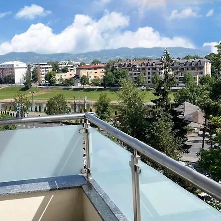 Panamera Of Ilidza Two-bedroom Apartmán *