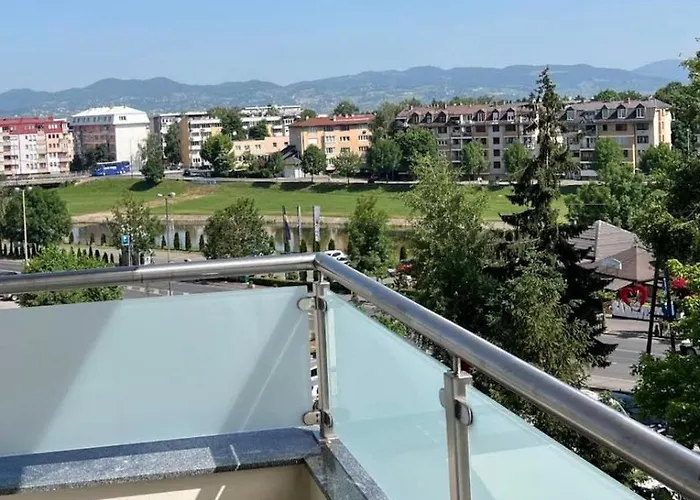 Panamera Of Ilidza Two-bedroom דירה