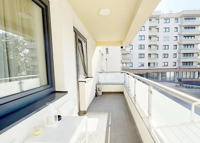 Panamera Of Ilidza Two-bedroom דירה *