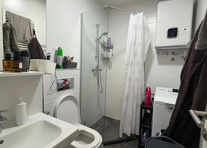 Panamera Of Ilidza Two-bedroom דירה סראייבו